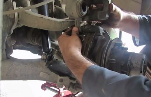 Nissan Xterra Roniz FrontBrakeService