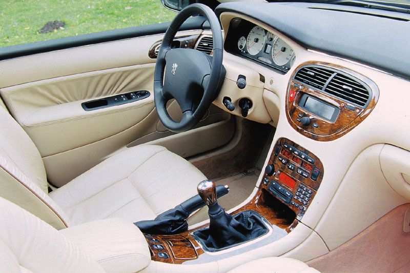 peugeot 607 interior